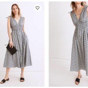 BNWT! Madewell Sophia smocked midi dress in florentine floral, M